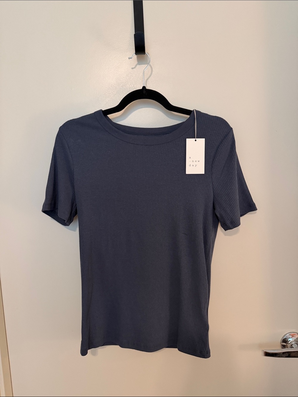 NWT a new day Shirt